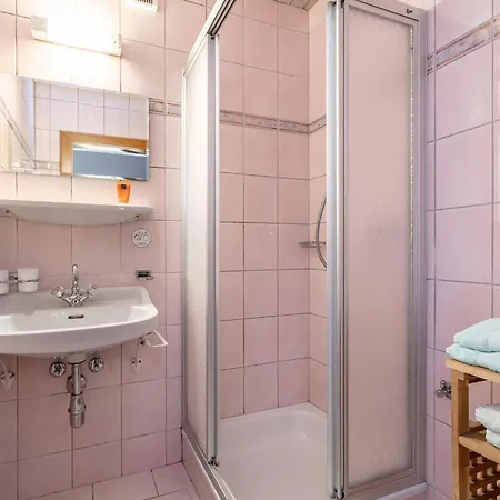 Wiesenglueck Фюген